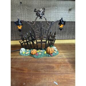 Dept 56 Halloween Gothic Gate Lighted Accessory 800027 with Adapter In Box
